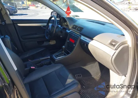 2008 Audi A4 2.0T z USA, uszkodzony, nr VIN WAUDF78E28A072443